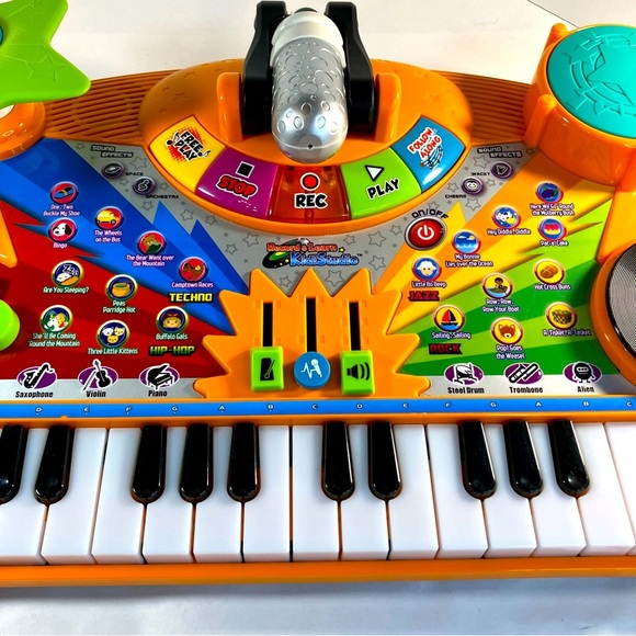 Record & Learn KidiStudio Vtech. Interactive Music Learning Toy piano keyboard - Picture 6 of 11